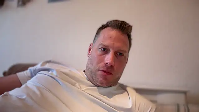 Christian87xxx online show from 04/14/26, 05:19