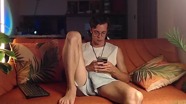 William Henry  online show from 04/17/26, 05:16