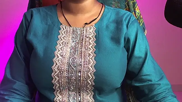 Snapshot of Kannu- chatting on 09/19/25, 05:20 Kannu- online show from 09/19/25, 05:20