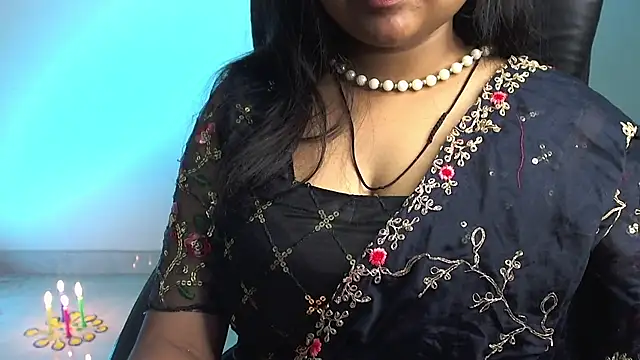 Snapshot of Kannu- chatting on 10/18/25, 05:54 Kannu- online show from 10/18/25, 05:54