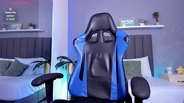 alessia leroy online show from 09/26/25, 07:40