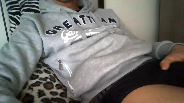 tommyboyteen online show from 02/08/25, 09:13