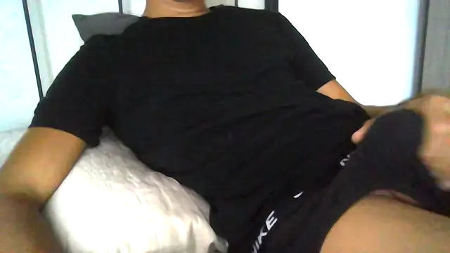 tommyboyteen online show from 10/21/25, 08:37