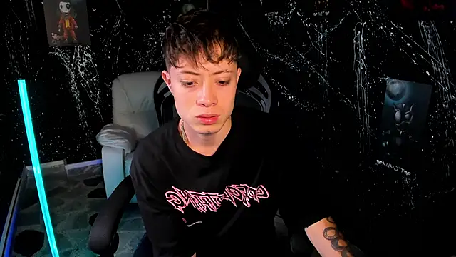 marcuscollins1  online show from 02/22/25, 03:36