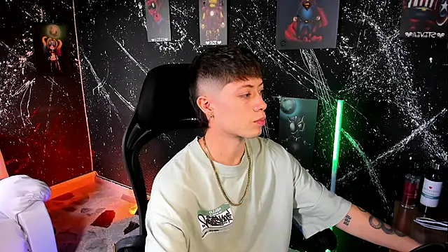 marcuscollins1  online show from 03/03/25, 02:37