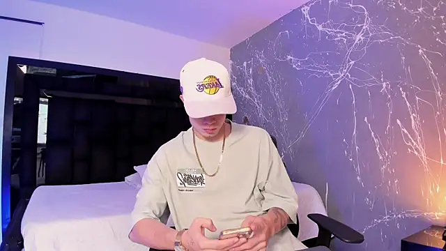 marcuscollins1  online show from 10/18/25, 01:34