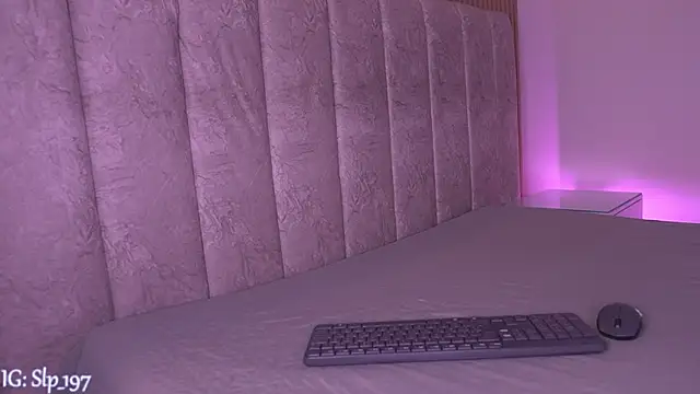 sara lopee1 online show from 04/11/26, 11:58