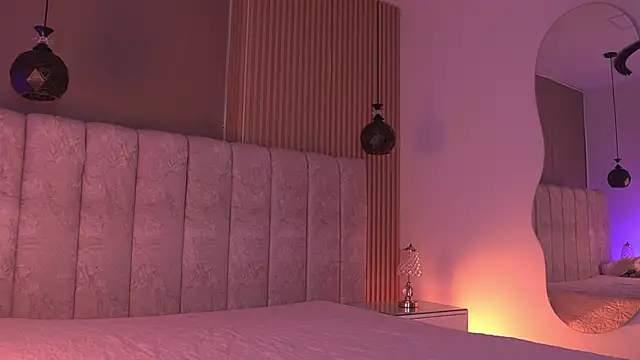 sara lopee1 online show from 06/01/26, 11:56