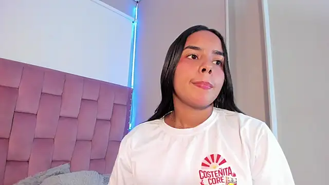 Roxy Stonee online show from 03/19/26, 07:29