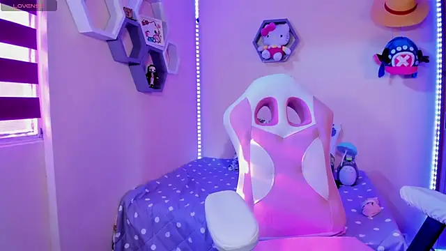 chloe rockss  online show from 02/09/25, 09:39