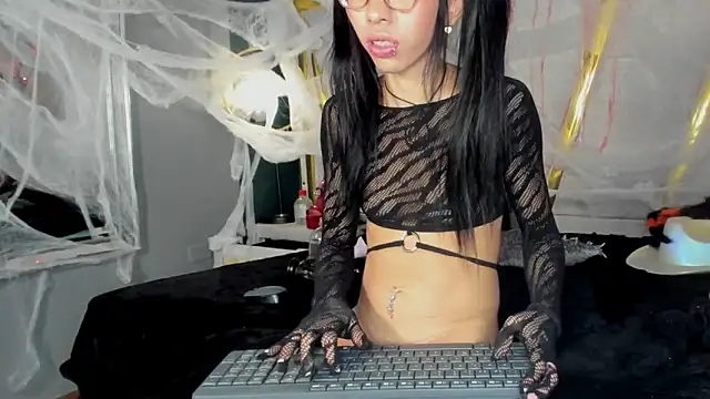 Mara Gonzalez online show from 11/07/25, 01:11