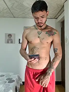 Niick01  online show from 10/21/25, 04:24