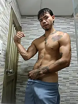 Niick01  online show from 12/22/25, 05:43