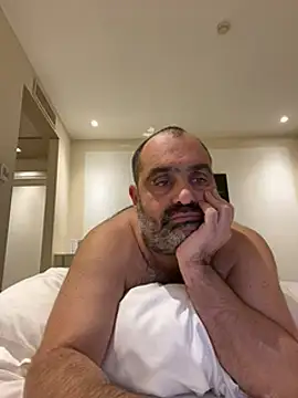 fuocovivo4 online show from 02/12/25, 10:04