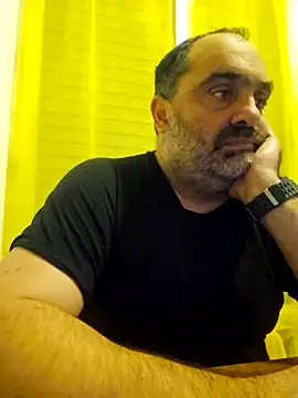 fuocovivo4 online show from 11/06/25, 05:36