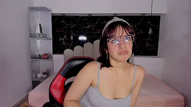 Annyrosee online show from 01/31/26, 07:45