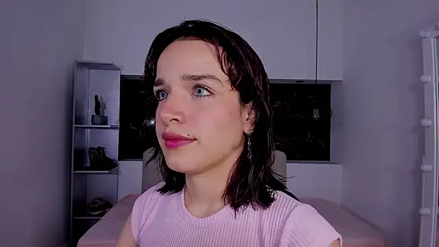 Annyrosee online show from 02/03/26, 08:14