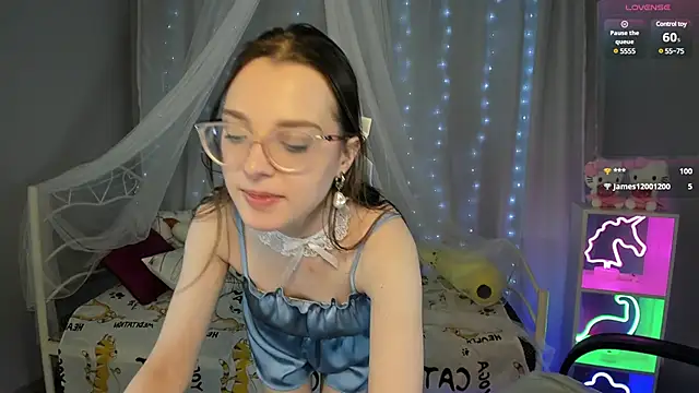 kaisajenner online show from 02/07/25, 03:41