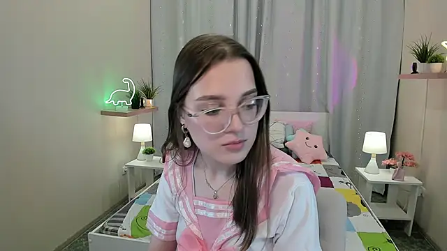 kaisajenner online show from 03/10/25, 02:50