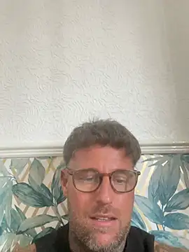Jamesdeanmcqueen online show from 06/21/26, 04:42