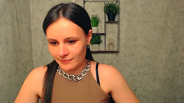 ValeriaHeart  online show from 02/17/25, 02:15