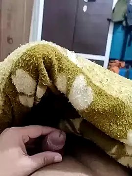 Hot funky boy online show from 02/02/25, 06:42