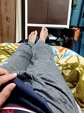 Hot funky boy online show from 02/13/25, 04:39