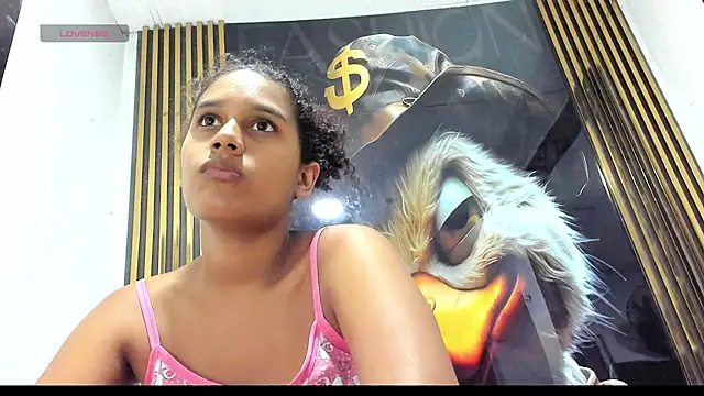 Snapshot of michell78sexy chatting on 05/28/26, 02:09 michell78sexy online show from 05/28/26, 02:09