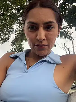 Sofiadelacruz online show from 05/25/26, 07:53