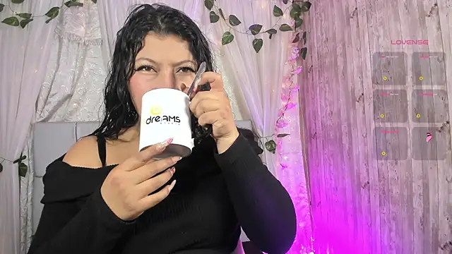 Rachel new20 online show from 10/20/25, 08:53