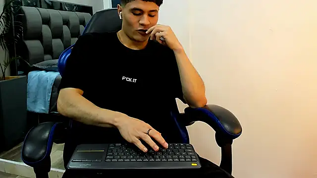 roan birkin online show from 11/09/25, 07:45