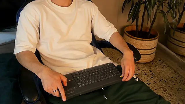 roan birkin online show from 04/01/26, 07:33