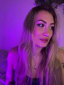 Lally Valencia   online show from 03/10/25, 04:38