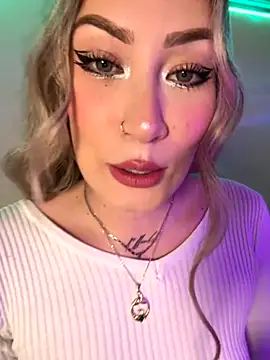 Lally Valencia   online show from 09/11/25, 06:02