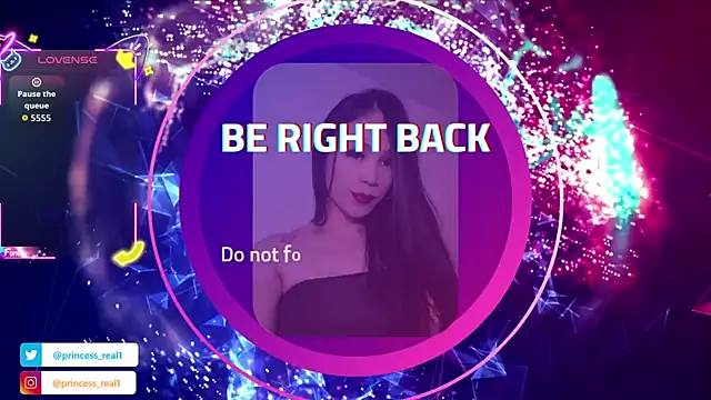 Snapshot of princess0303 chatting on 09/30/25, 05:12 princess0303 online show from 09/30/25, 05:12