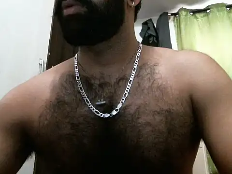 Snapshot of indianhairybull chatting on 03/23/25, 04:38 indianhairybull online show from 03/23/25, 04:38