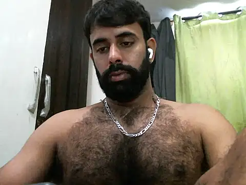 Snapshot of indianhairybull chatting on 09/30/25, 05:12 indianhairybull online show from 09/30/25, 05:12