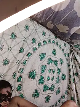 monekhan123 online show from 03/04/25, 07:32