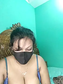 monekhan123 online show from 10/10/25, 07:46