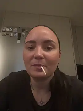 Snapshot of Orgasmille chatting on 03/03/25, 09:22 Orgasmille online show from 03/03/25, 09:22