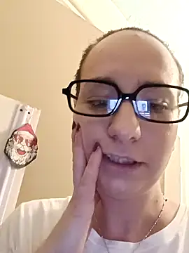 Snapshot of Mia_RainX chatting on 02/03/26, 08:47 Mia RainX online show from 02/03/26, 08:47