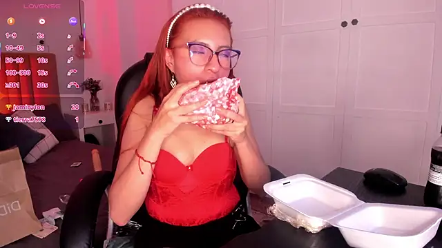 fer angel  online show from 02/26/25, 06:54