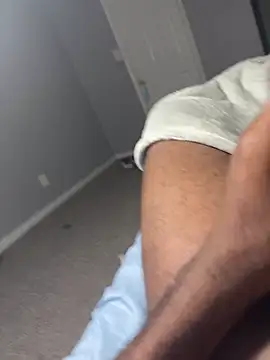 Snapshot of bigbola304 chatting on 10/28/25, 07:49 bigbola304 online show from 10/28/25, 07:49