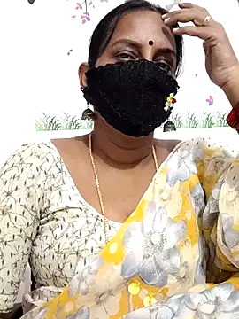 Tamil Meera12 online show from 04/28/26, 03:22