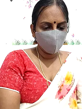 Snapshot of Tamil_Meera12 chatting on 06/29/26, 08:20 Tamil Meera12 online show from 06/29/26, 08:20