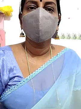 Snapshot of Tamil_Meera12 chatting on 07/02/26, 03:23 Tamil Meera12 online show from 07/02/26, 03:23