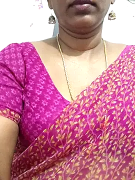 Snapshot of Tamil_Meera12 chatting on 07/07/26, 03:42 Tamil Meera12 online show from 07/07/26, 03:42