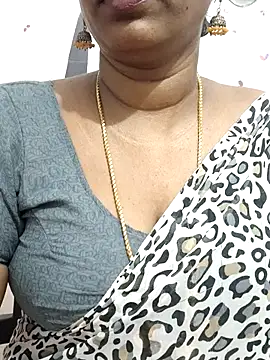 Snapshot of Tamil_Meera12 chatting on 07/23/26, 04:38 Tamil Meera12 online show from 07/23/26, 04:38