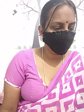 Snapshot of Tamil_Meera12 chatting on 07/24/26, 07:28 Tamil Meera12 online show from 07/24/26, 07:28
