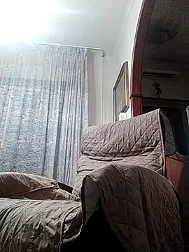 Snapshot of NAvoglia chatting on 09/13/25, 10:53 NAvoglia online show from 09/13/25, 10:53